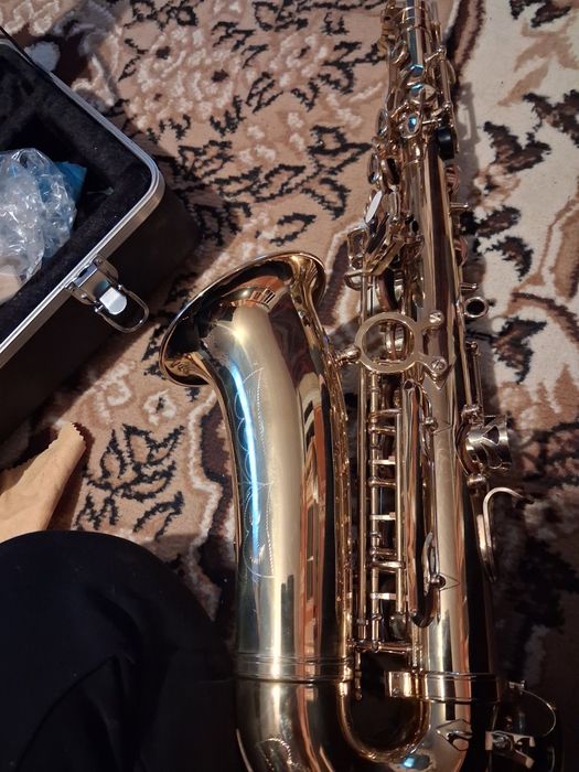 Saxofon Parrot de vanzare