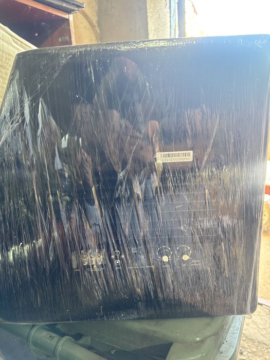 Продам сабвуфер в машину