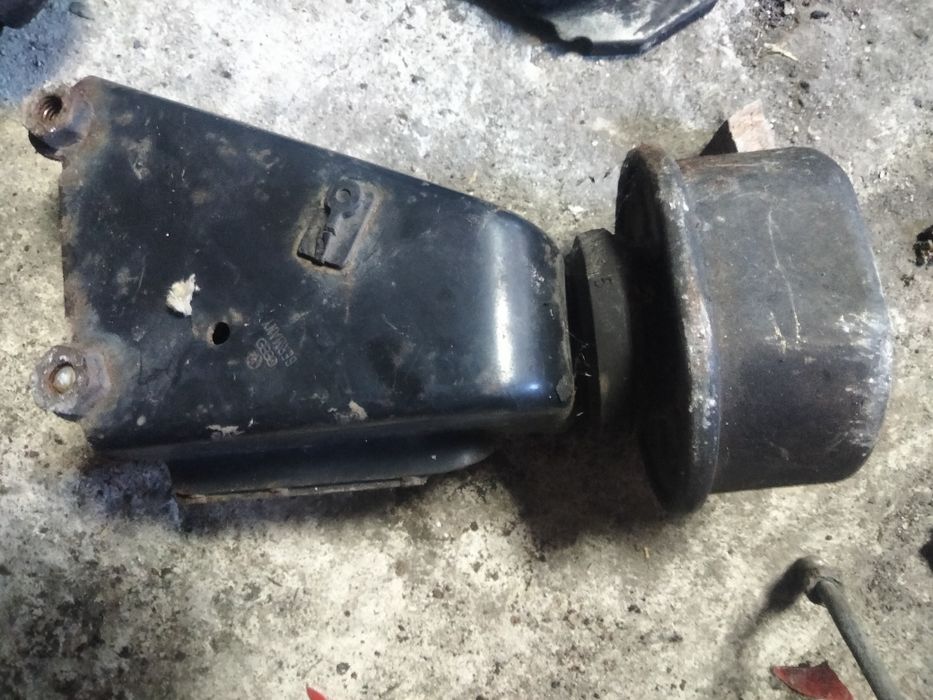 Запчасти на т4 2,5 бензин