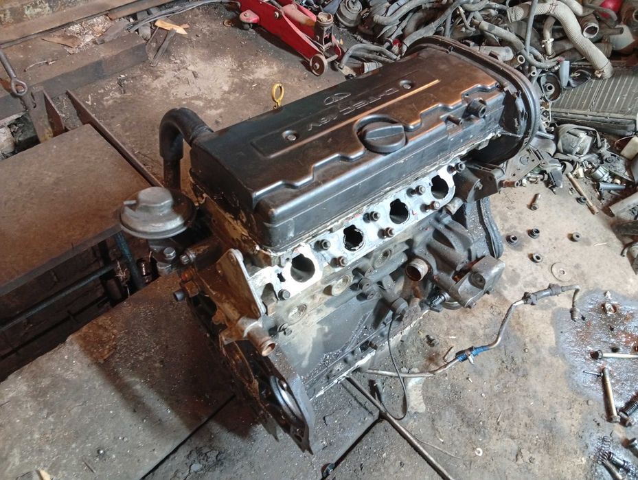 Двигатель Daewoo Leganza C18SED