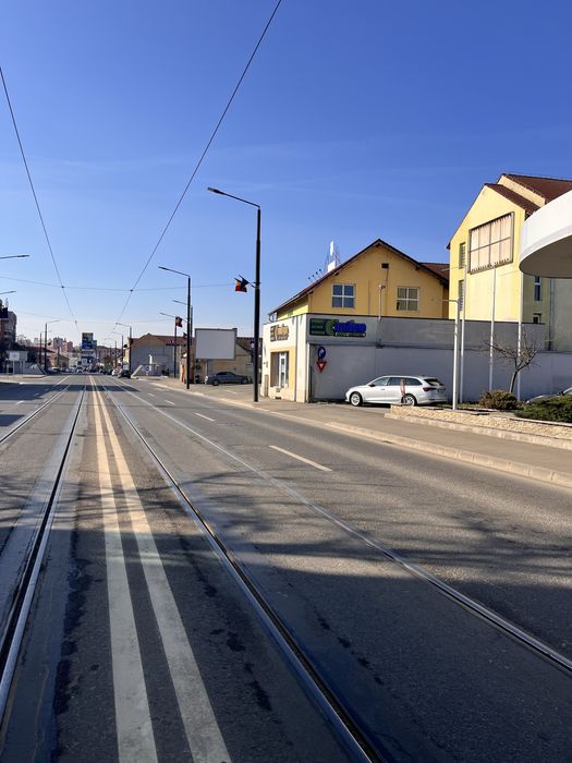 De inchiriat Spatiu comercial ,b dul decebal 39