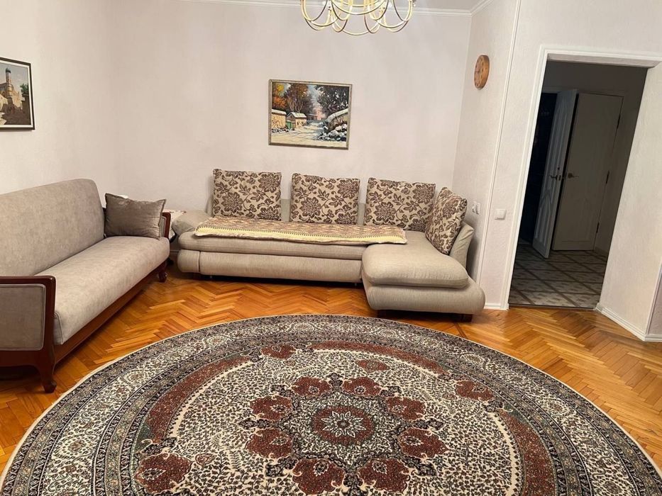 Ц-1  3-4/2/4 Посольство Англии .80 кв.м