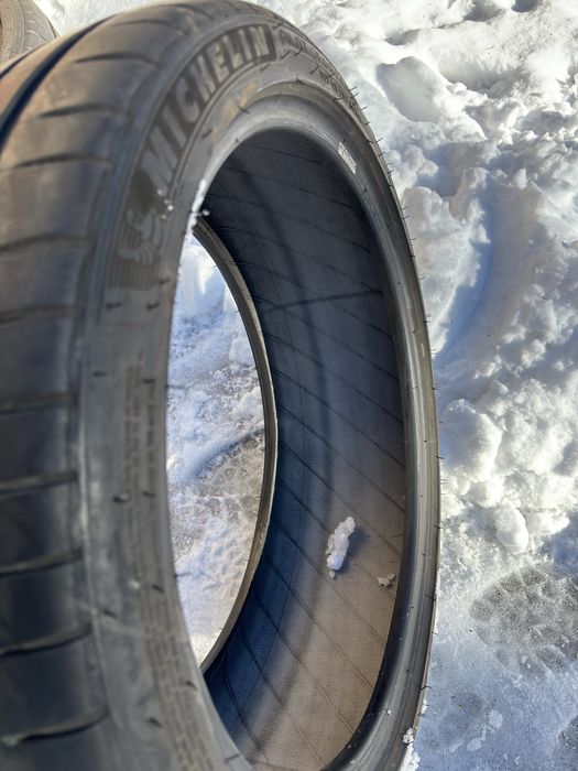 Cauciucuri vara 225 40 19…2buc Michelin 2buc Continental….DOT2023;2022