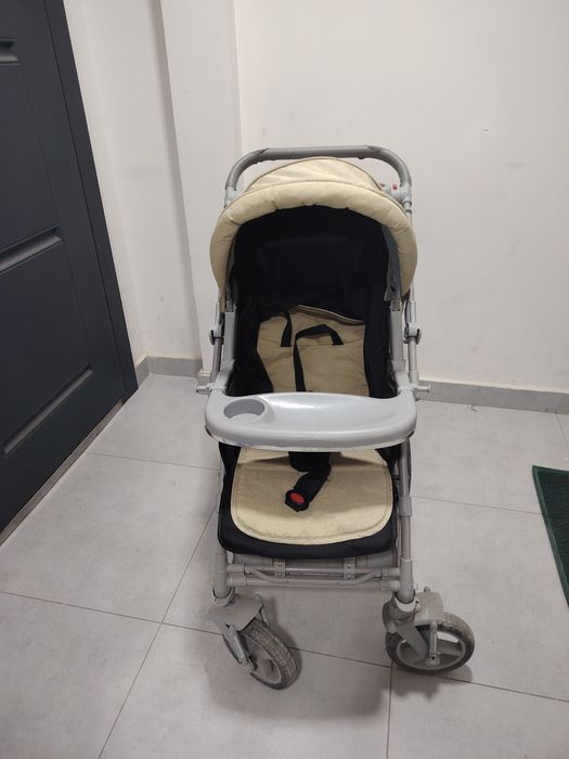 Bolalar kalyaskasi sotiladi