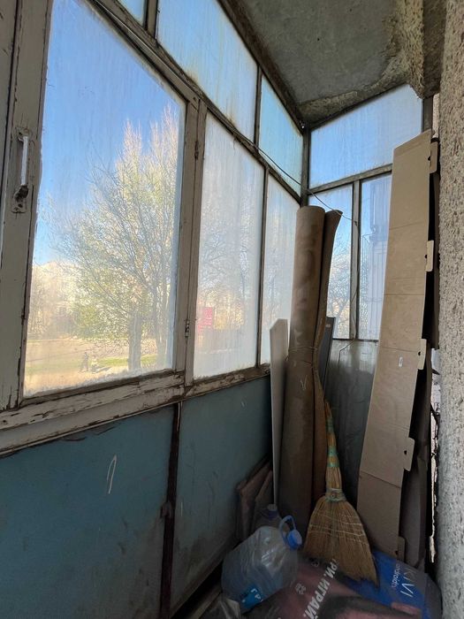 продам 1 комн.кв. на 8 мкр