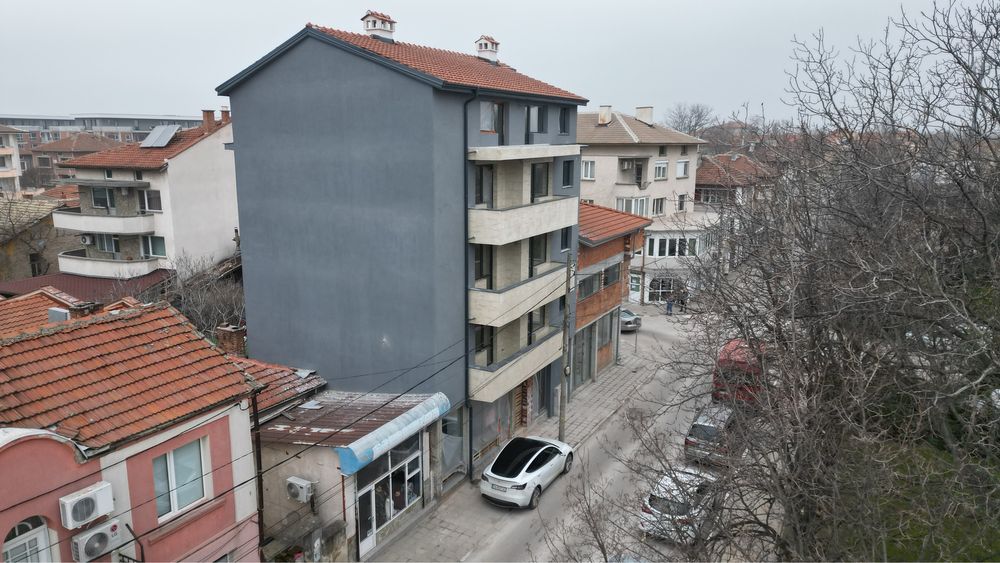 Продава се Тристаен апартамент в Първомай - 88 кв.м за 481 €/кв.м - Снимка #4