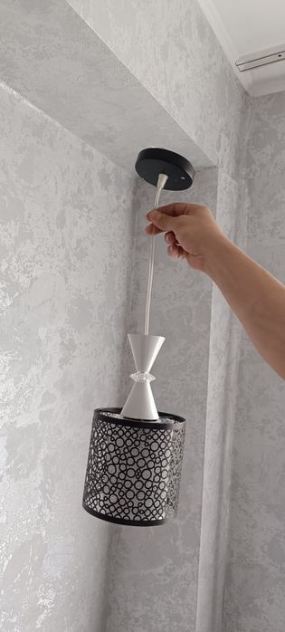 Продам люстры б/у