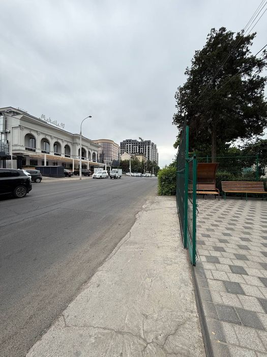 Продажа здания вдоль дороги