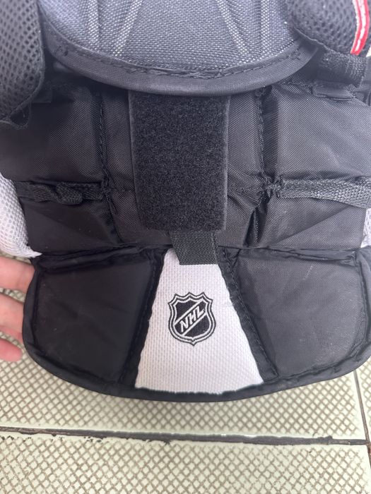 Форма хоккейного вратаря