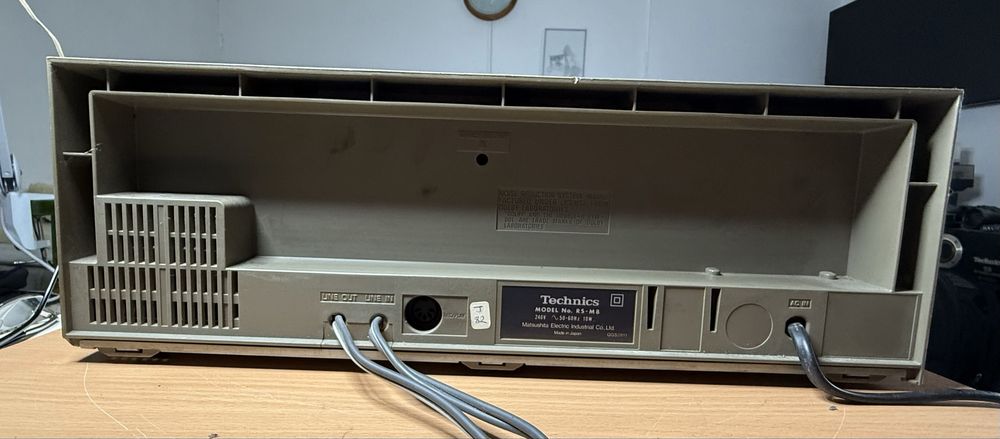 Player Technics M8 Metal