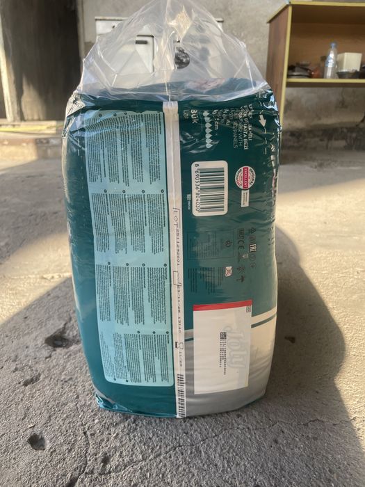 Продам взлозлые подгузники Joly