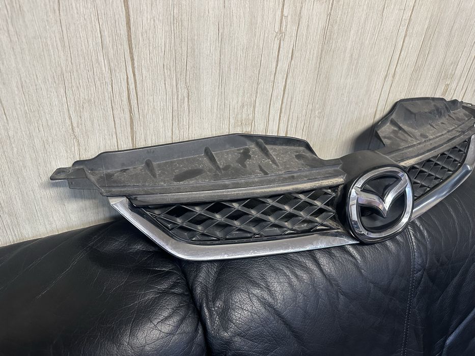 Решетка/Маска за Мазда 5