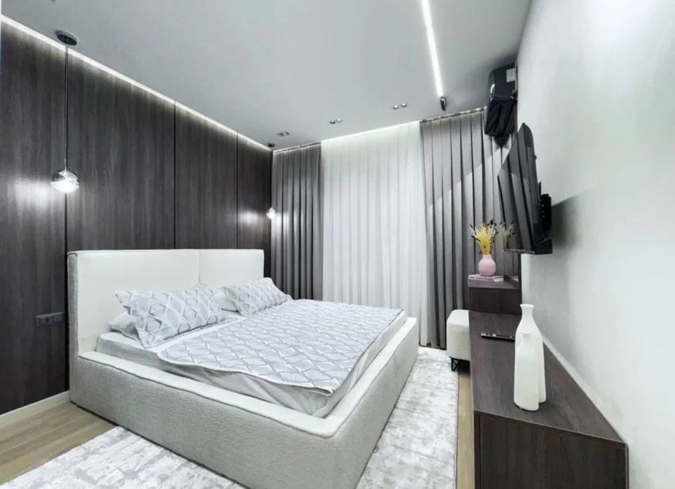 Метро Ойбек с Новостройка-Сдаётся впечатлительная 2х комнатная Аренда