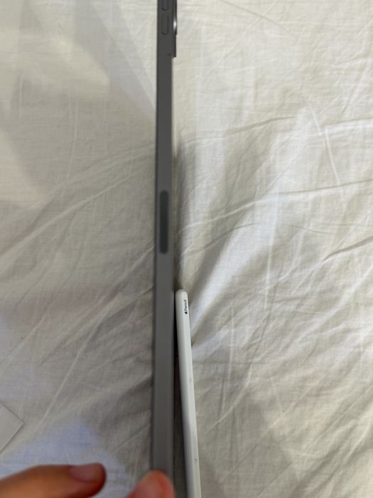 Vând iPad Pro 11 inch, generația a 4-a, 128 GB, Wi-Fi