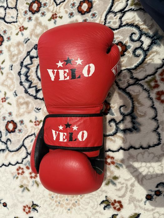 Velo боксерские перчатки 12 oz