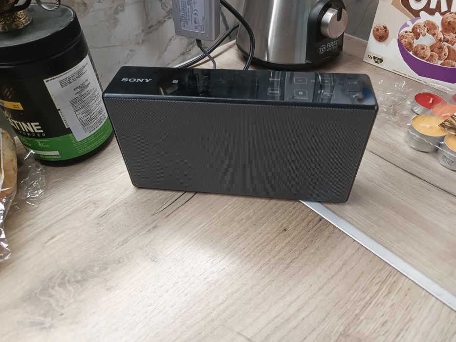 Bloetooth преносима тонколона Sony.