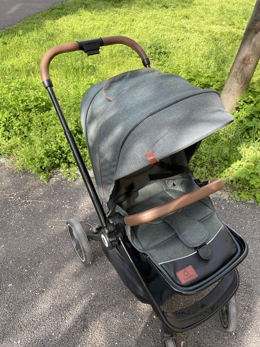 Vând cărucior 2 în 1 Lionelo Mika, în stare foarte bună.