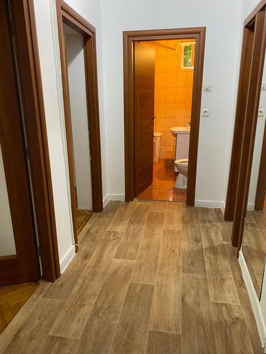 Închiriez apartament 2 camere decomandat Gruia