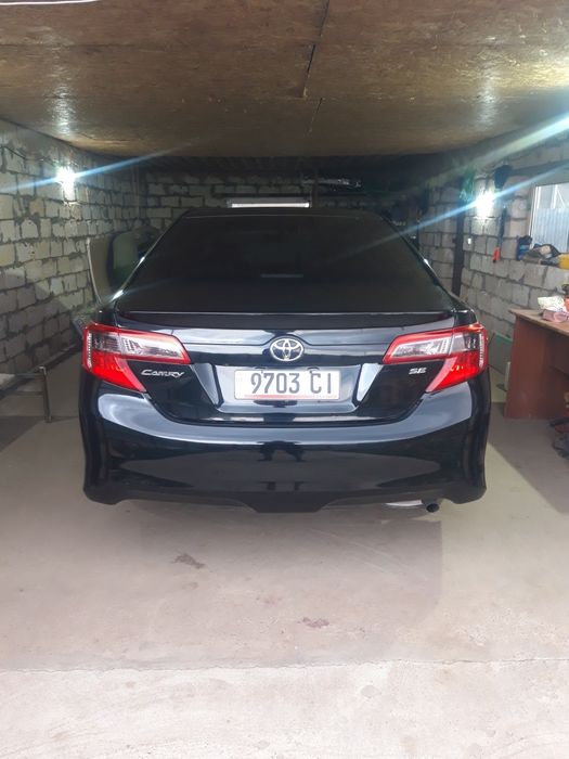 Продам камри50 ..