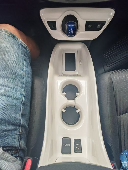 Toyota Prius Hybrid 1.8 Generatia IV 2017