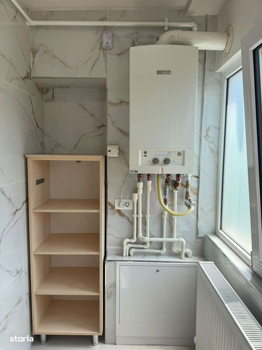 Inchiriere 3 camere, cu loc de parcare, totul nou