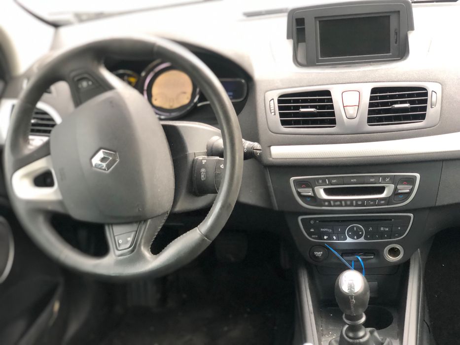 Usa Renault Megan 3 pe negru