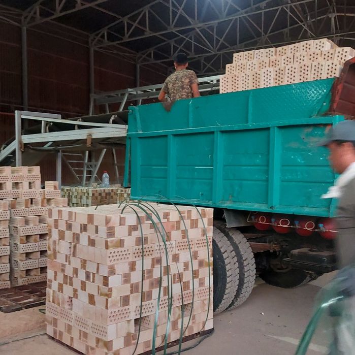 Xom giwt piwgan giwt klines weben tuproq shlakoblok qum