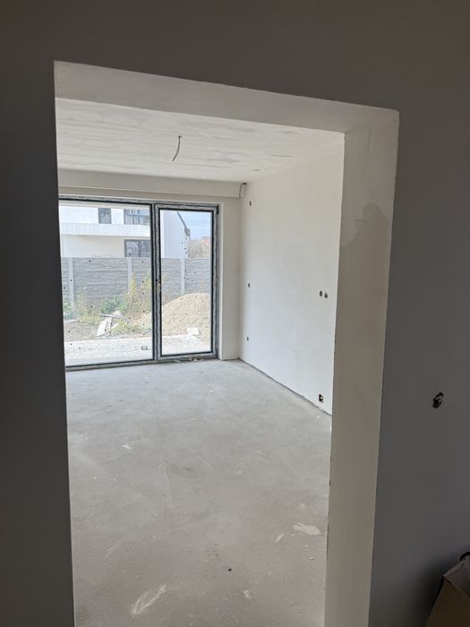 Vand apartament 3,4 camere