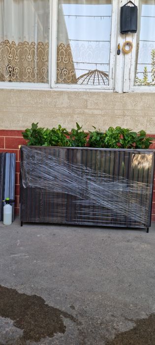 Gul tuvak Кашпо 
 fastfood