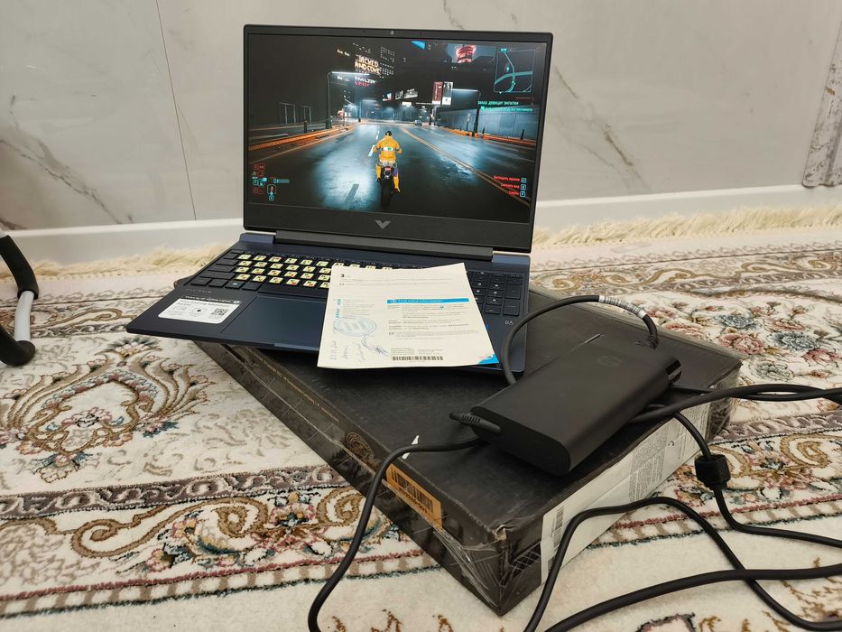 Игровой ноутбук HP Victus 15 (RTX 3050 6GB / 16GB RAM)