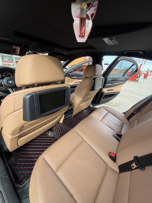 BMW 7 Series 2011 — imagine 5
