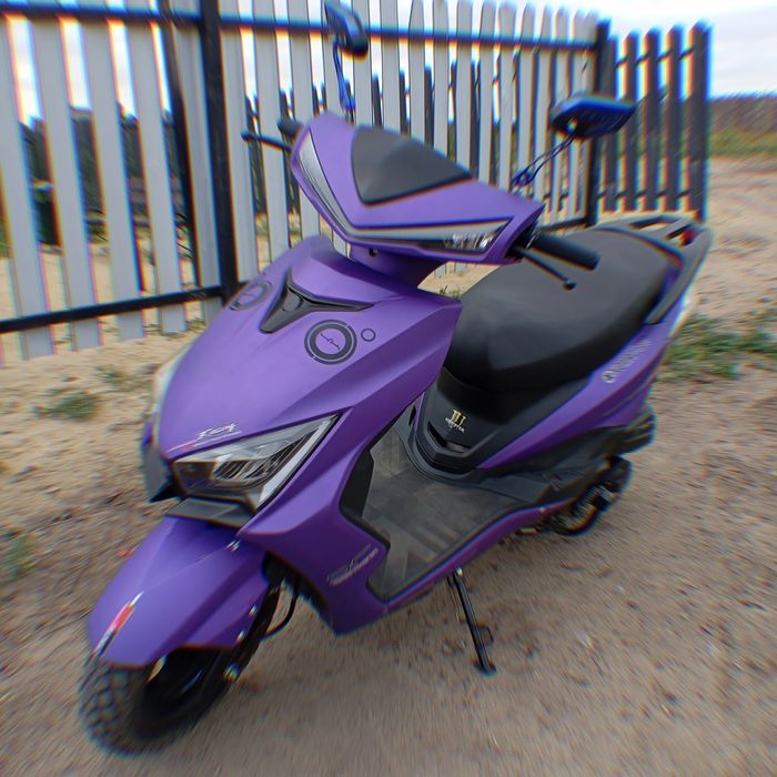 Продам скутер м8 про