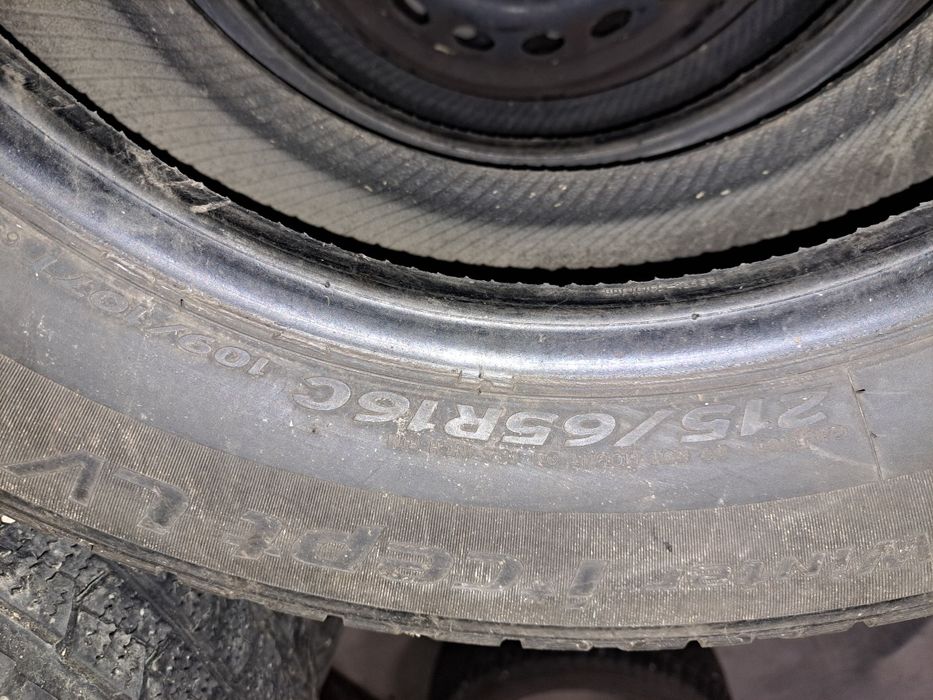 Cauciucuri  M+S 215/65/16C  an fabricatie 2020