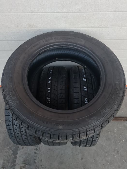 Всесезонни гуми за Бус 4 броя GOODYEAR  Vector 205 65 R16C дот 4618