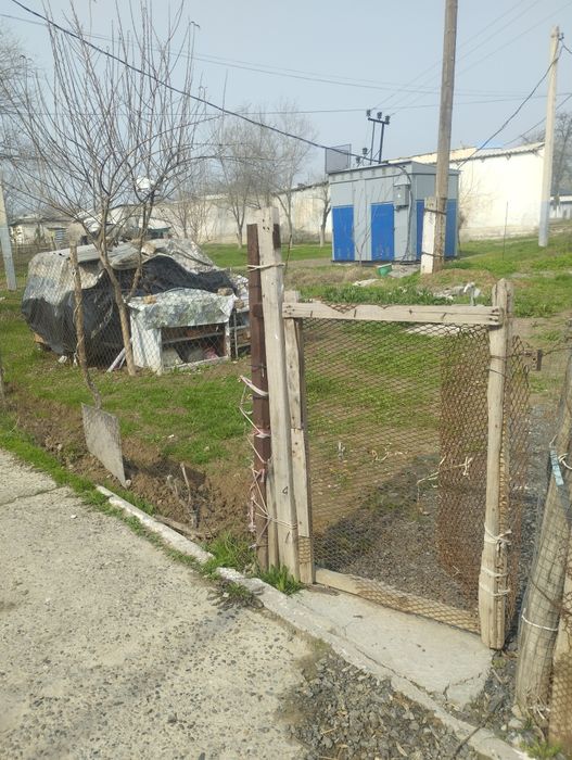 uy sotiladi 3 honali srochno