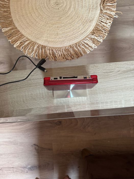 Consolă Nintendo 3DS Modată (Meniu în Engleză) + Stylus Original Metalic