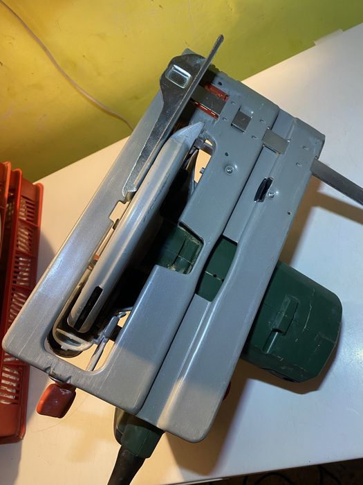 Bosch circular pks 55a cu canal pentru sina de ghidaj!