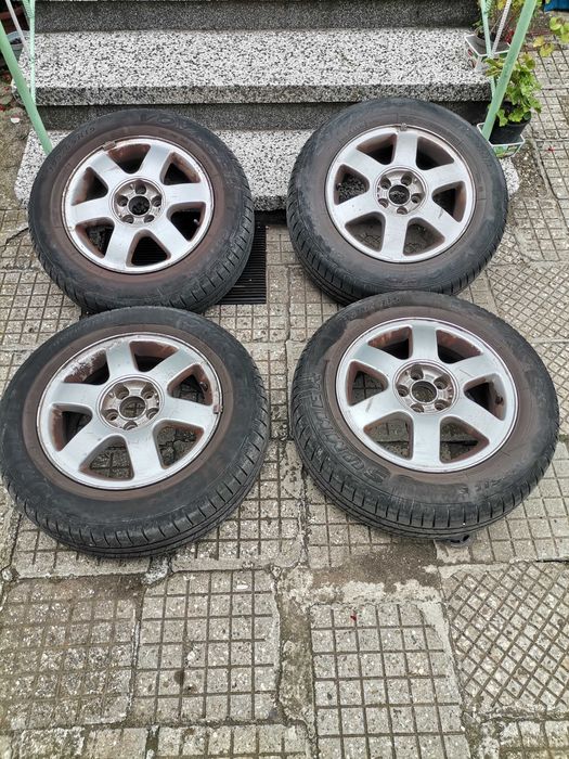 Алуминиеви джанти с летни гуми за Голф 4 и Ауди А3