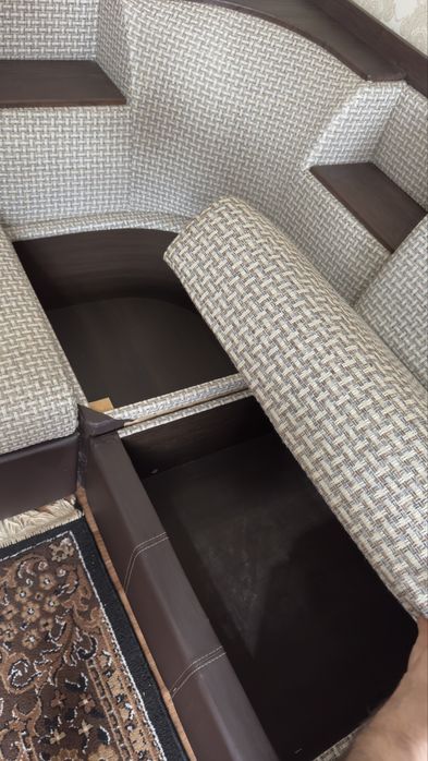 Продам угловой диван