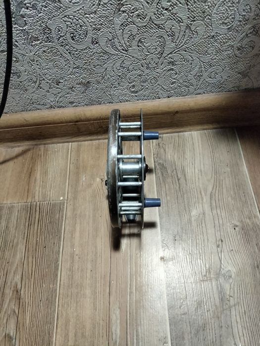 Продаётся не убиваемая невские катушки