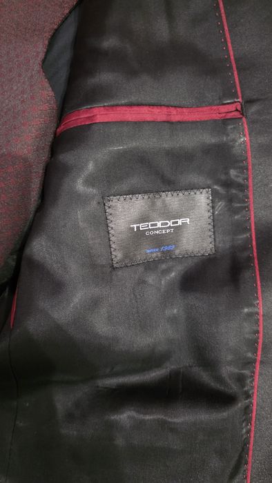 Мъжки костюм-TEODOR