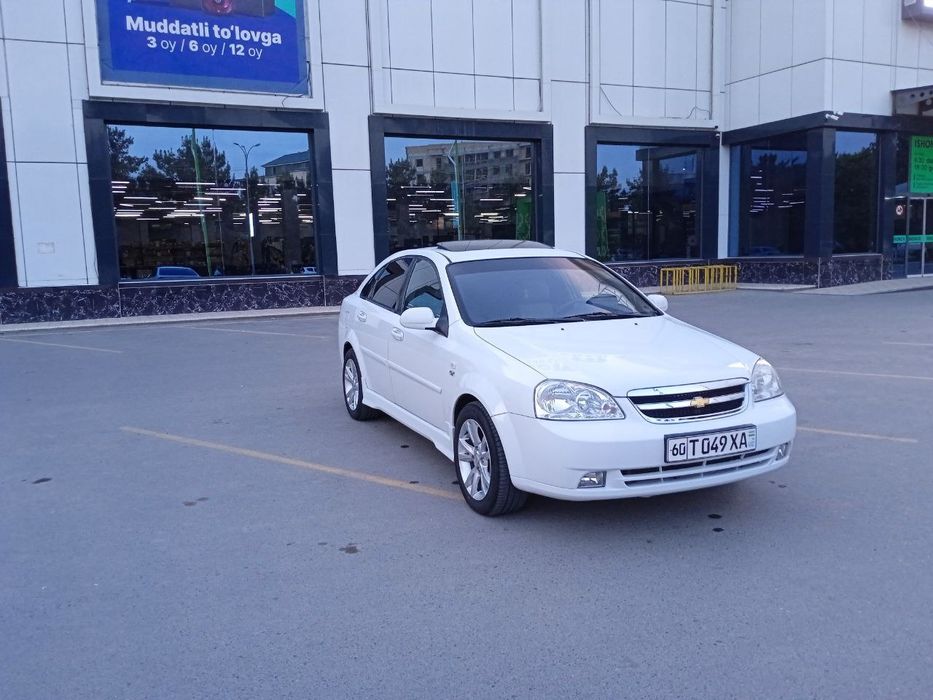 Lasetti 2011 3 pozitsiya