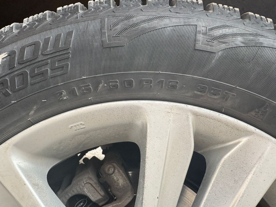 Продам шины летние . 215/60/16 б/у
