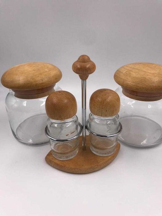 Стеклянный набор для специй