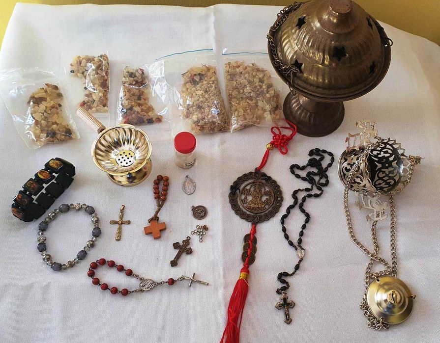Kit: Obiecte religioase  cruciulite/iconițe și brățări