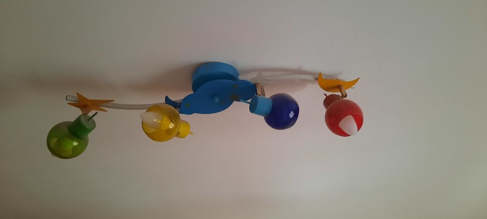 Люстра для детской комнаты