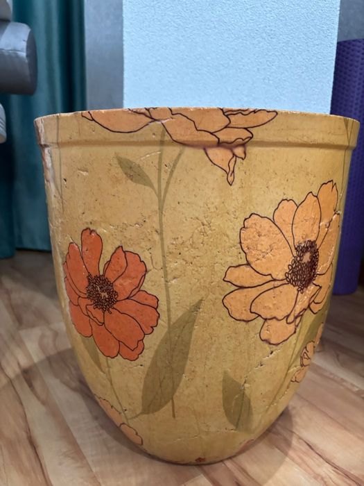 Светильники , бра