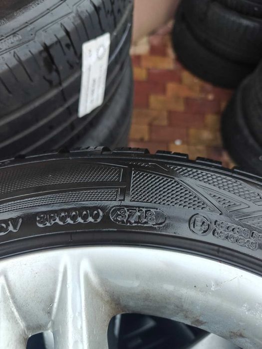 Jante 17 Volvo S60 V60 S80 V70 V40 S40 V50 235/45/17 M+S IARNA