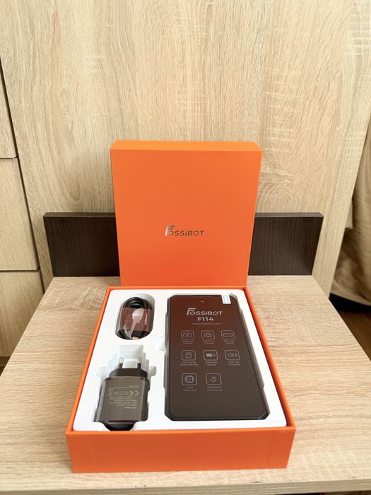 FossiBot F114 - Black