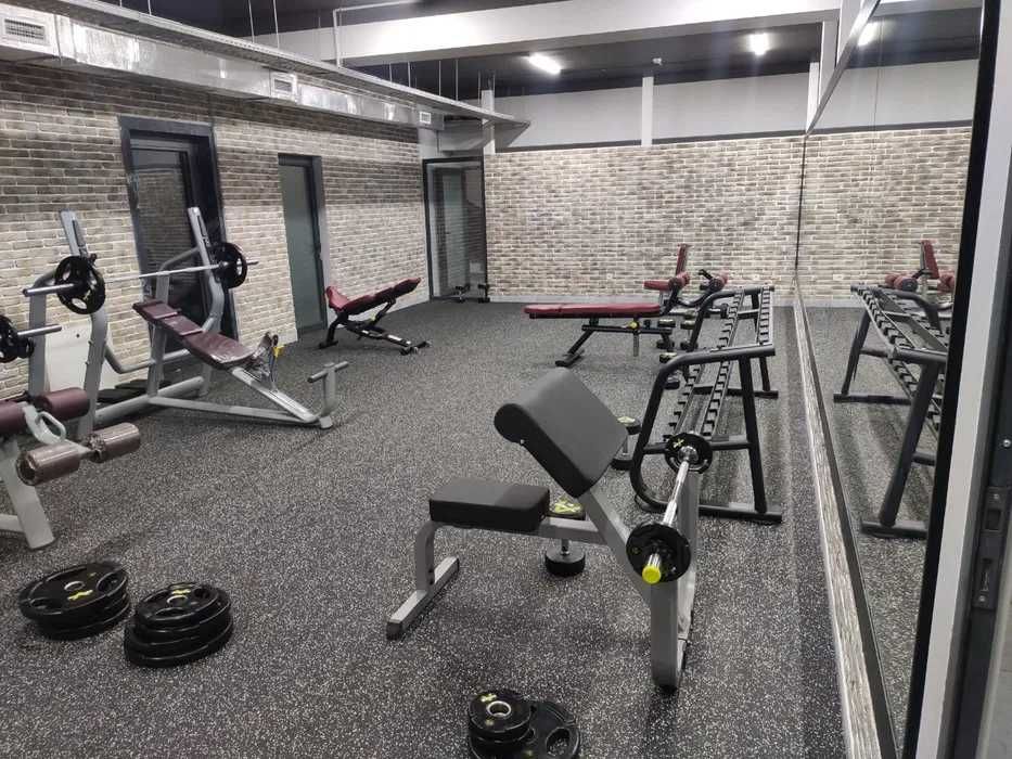 Напольное спортивное покрытие Regupol в Ташкенте